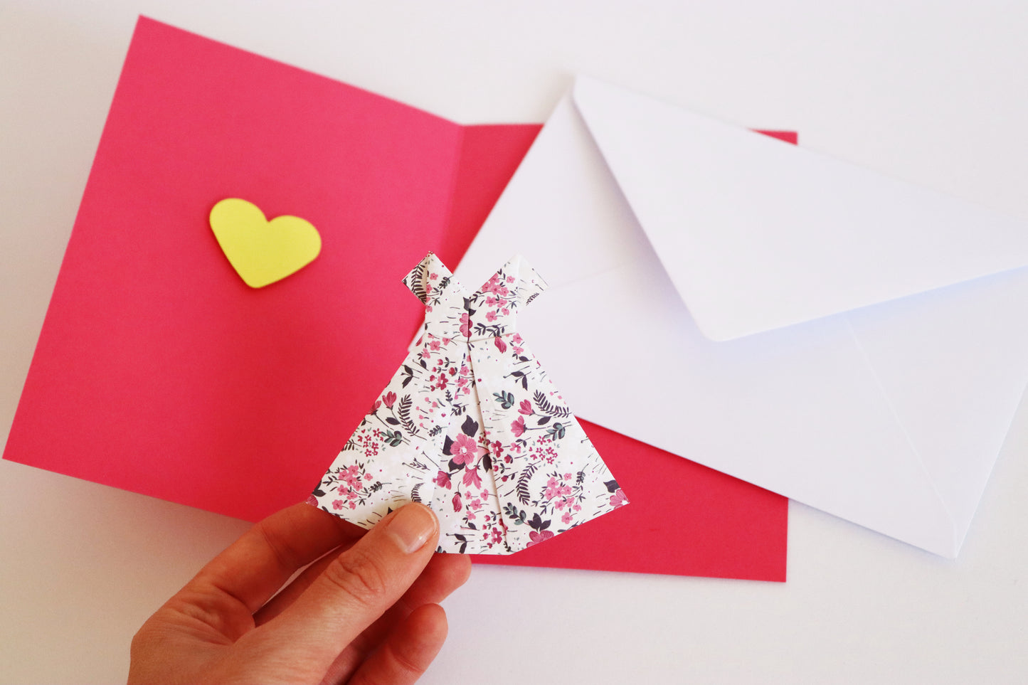 Geburtstagskarte Origami Kleid - handmade Wien